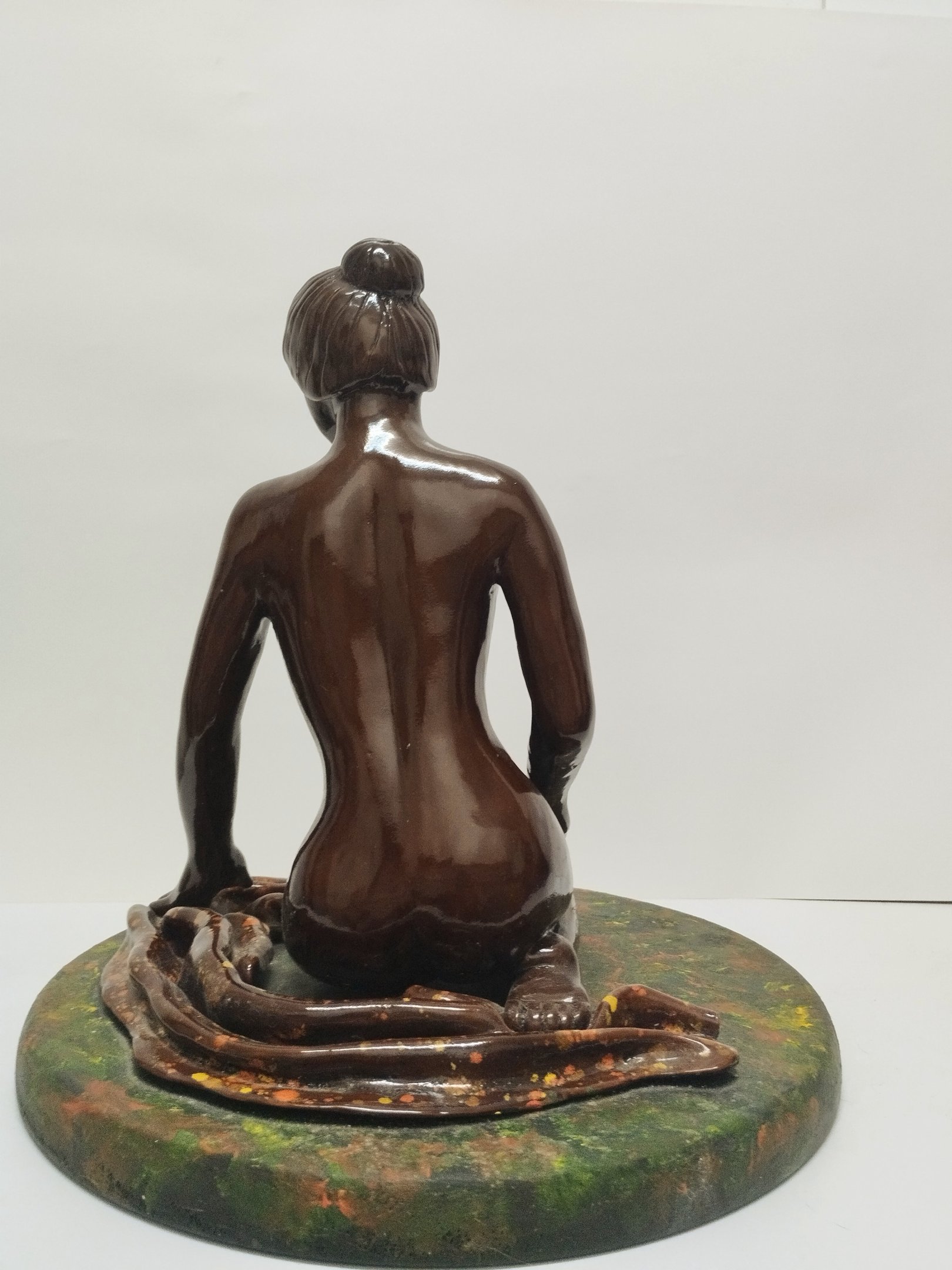 Escultura de cerámica Ninfa del bosque